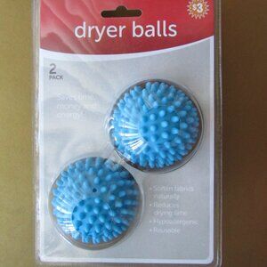 New pack of 2 blue dryer balls